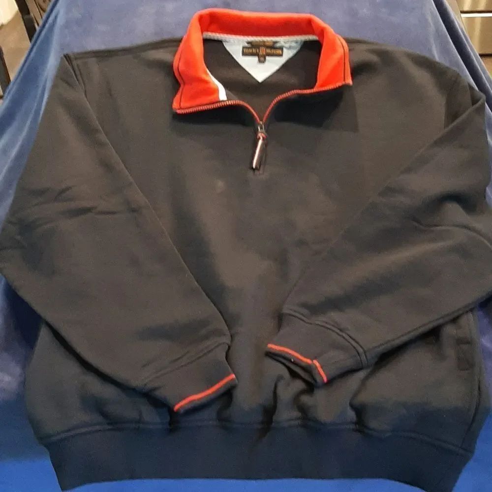 Tommy Hilfiger Navy Pullover Sweatshirt with Pockets